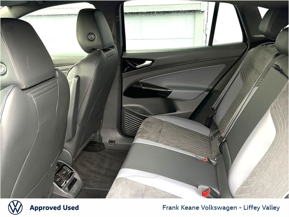 2025 Volkswagen ID.4 - image 6