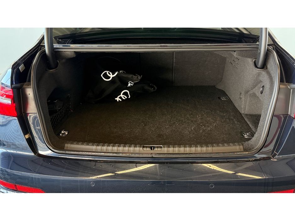 2024 Audi A6 - image 10