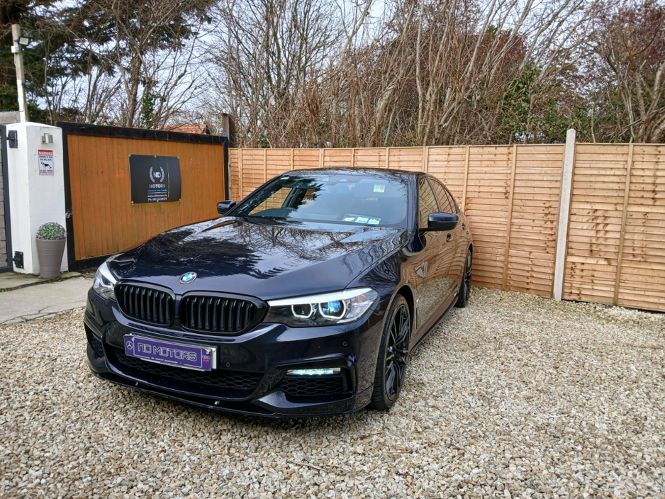 2017 BMW 5 Series - image 3