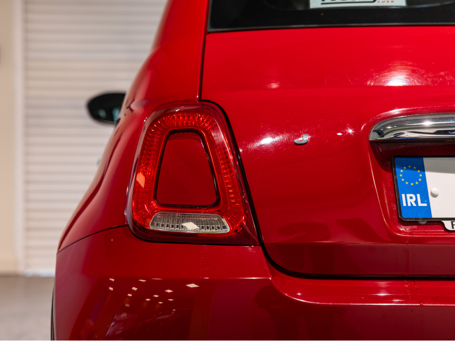 2016 Fiat 500 - image 10