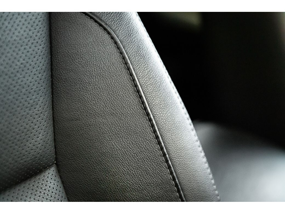 2021 Nissan Navara - image 35