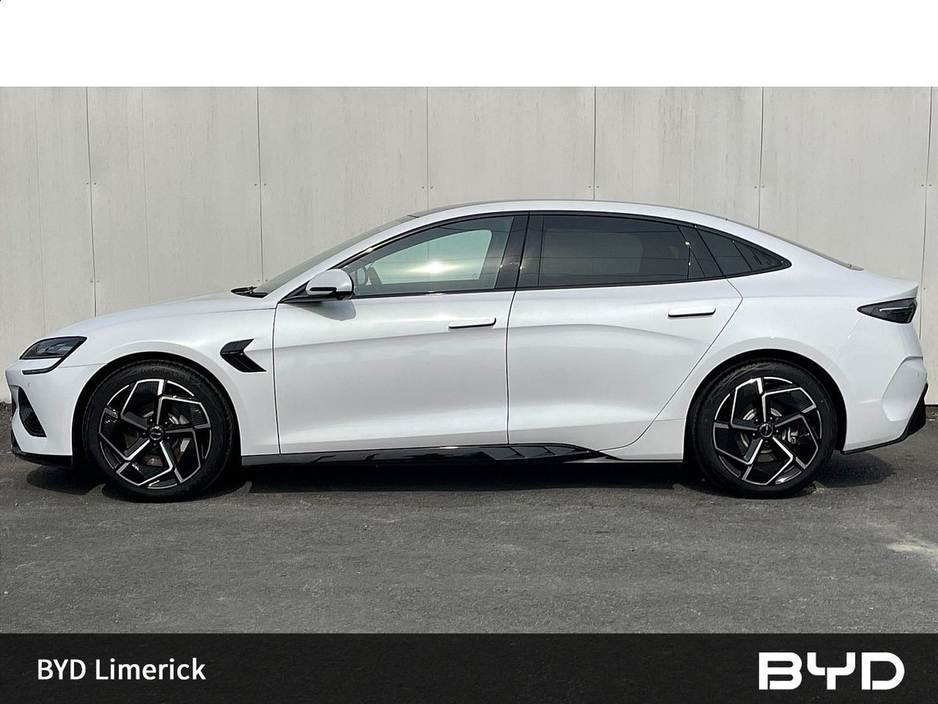 2026 BYD Seal "252 Delivery" Design 82.5kWh RWD - Reversing Camera - Panoramic Roof - Ambient Lighting - Climate Control - Heated Seats - Sat Nav - Keyless Start €49,380