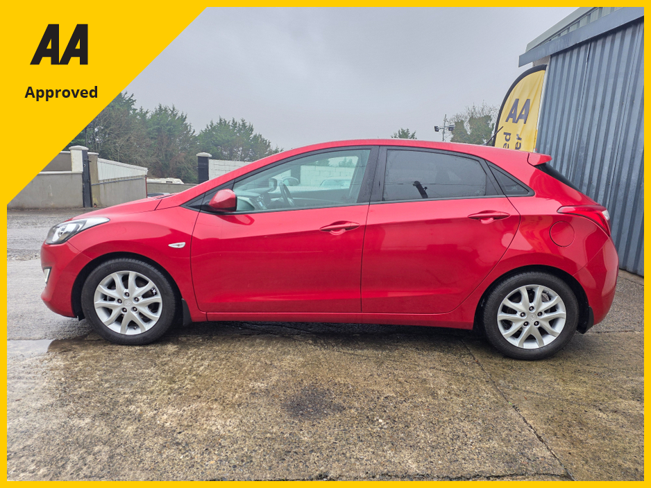2016 Hyundai i30 * ONLY 49K MILES * 1 OWNER FROM NEW €11,900