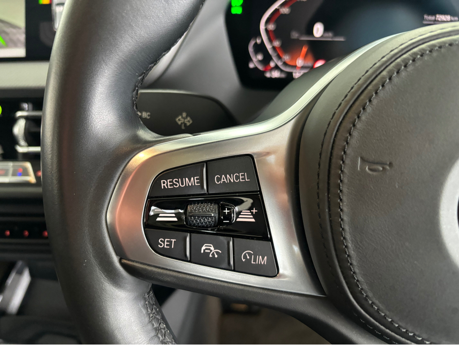 2019 BMW 1 Series - image 10