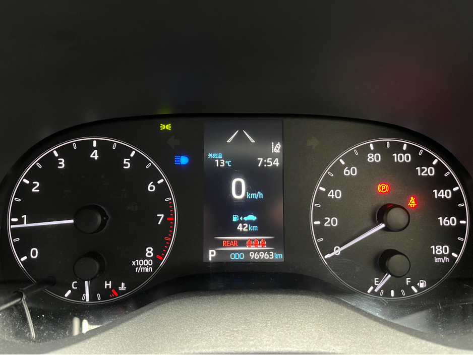 2021 Toyota Yaris - image 18