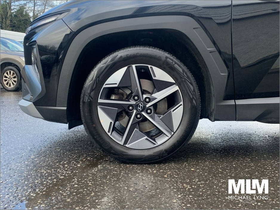 2025 Hyundai Tucson - image 10