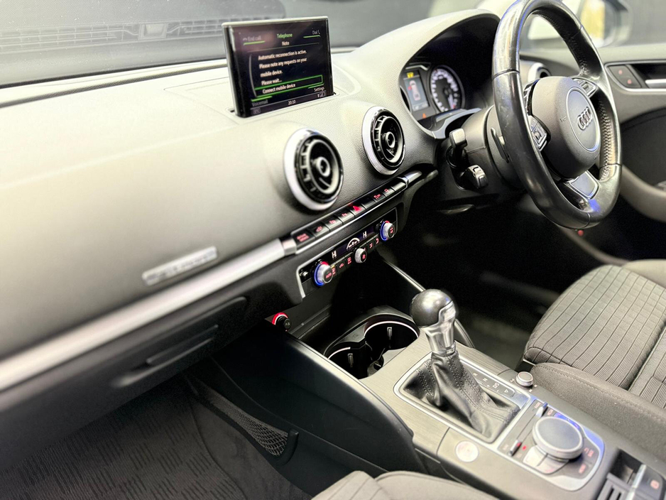2016 Audi A3 1.4 TFSI S TRONIC SE €15,700