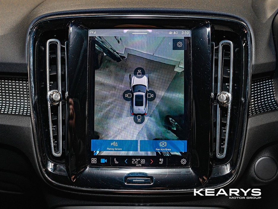 2022 Volvo XC40 XC40 RECHARGE (231hp) €28,490