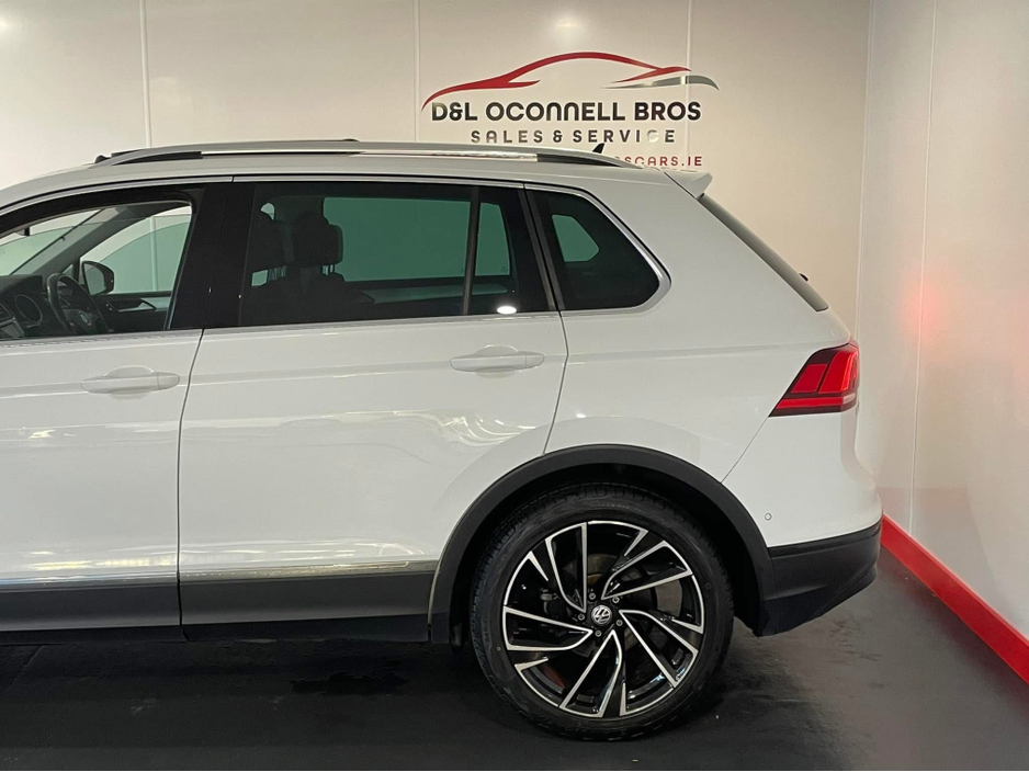 2018 Volkswagen Tiguan - image 6