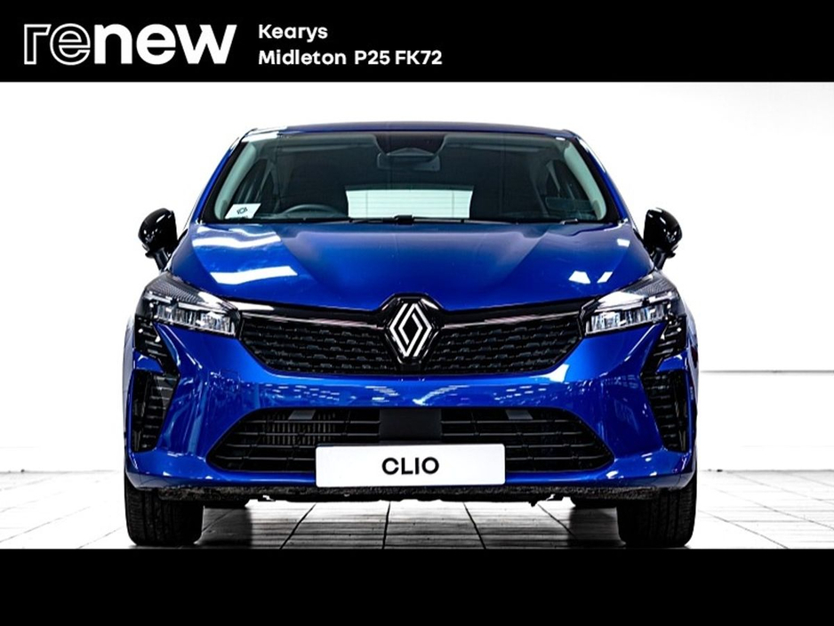 2025 Renault Clio - image 8