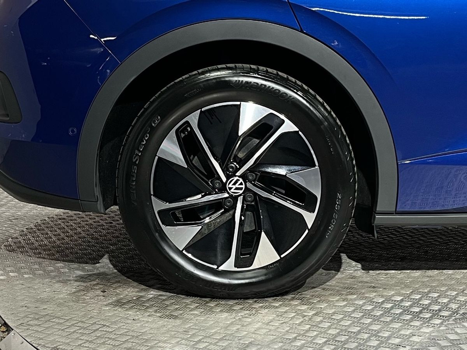 2024 Volkswagen ID.5 - image 10