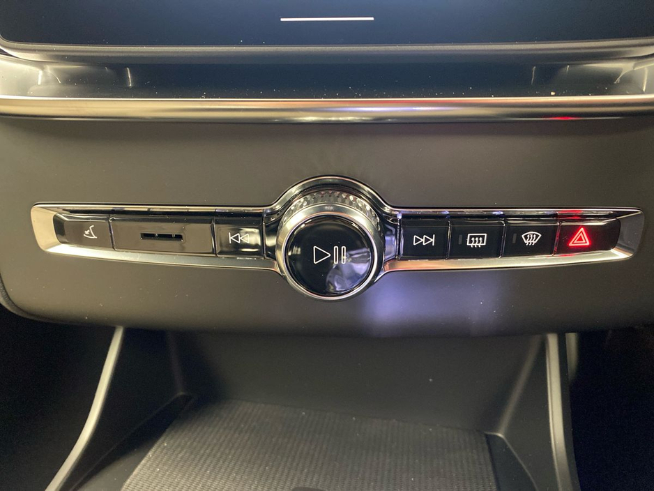 2026 Volvo XC90 - image 20