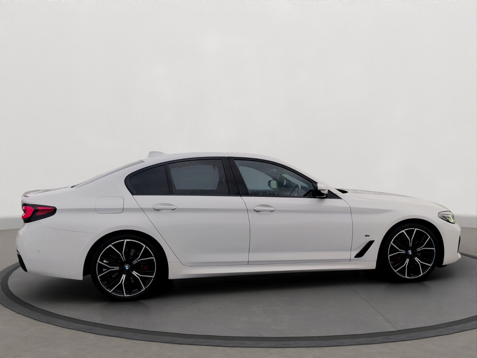2023 BMW 5 Series 520d M Sport (MHT) 20% €49,950