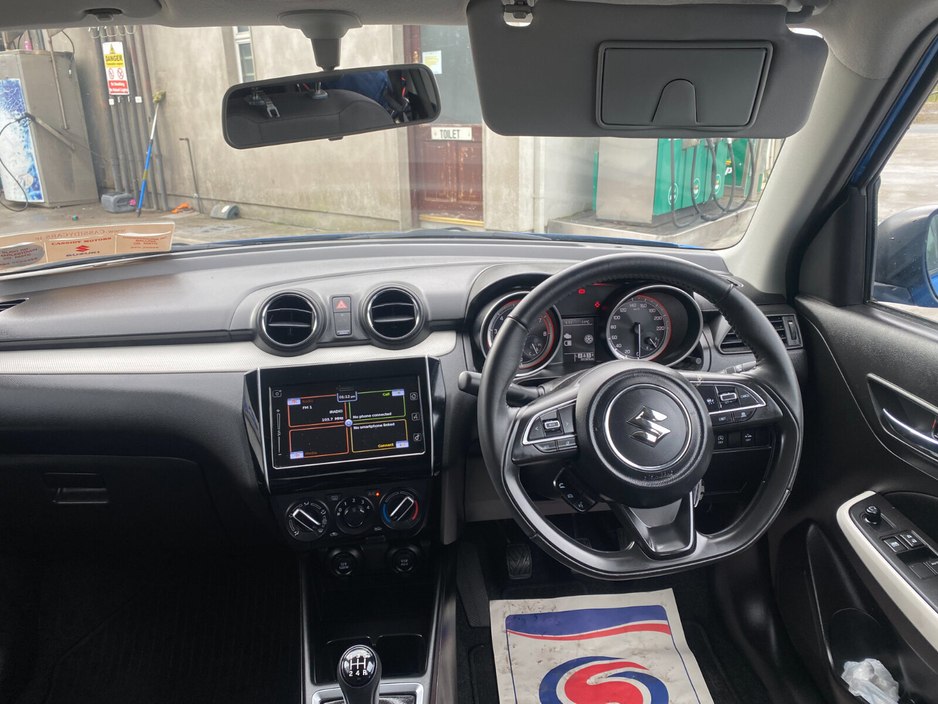 2022 Suzuki Swift - image 13