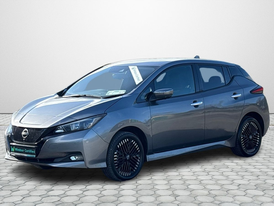 2023 Nissan Leaf - image 13