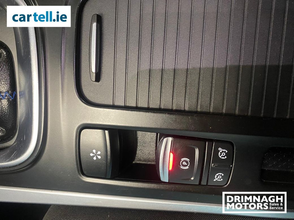 2018 Renault Megane - image 16