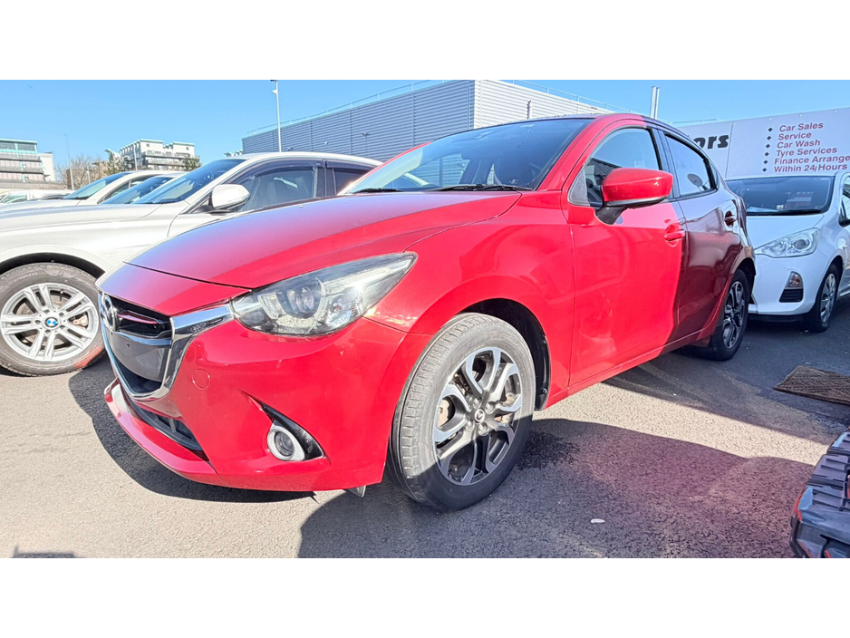 2015 Mazda Demio - image 3