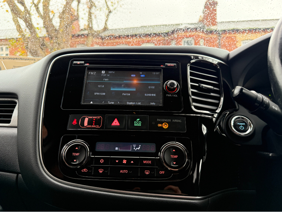 2016 Mitsubishi Outlander 2.0 PHEV, 4 Wheel Drive, Only 101kms, New Nct 10/2027, Tax 07/2026 (€170p/y), Reversing Camera, Bluetooth, Cruise Control, Paddle Shifters, A/C, Parking Sensors, Finance Available, SIMI Dealer, €15,950