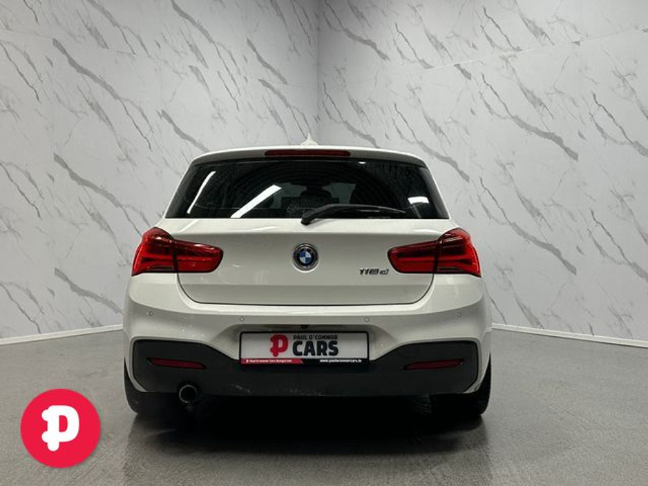 2016 BMW 1 Series - image 16