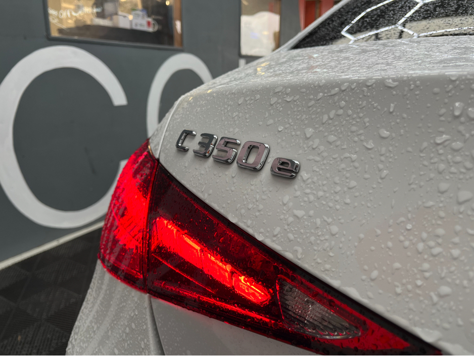2024 Mercedes-Benz C Class 2024 MERCEDES-BENZ C350E SP 2.0 AUTOMATIC / CRUISE CONTROL / 360° PARKING CAMERA / ELECTRIC MEMORY HEATED REAR & FRONT SEATS / PADDLE SHIFTERS / PANORAMIC SUNROOF / AMBIENT LIGHTS / APPLE CARPLAY €54,950