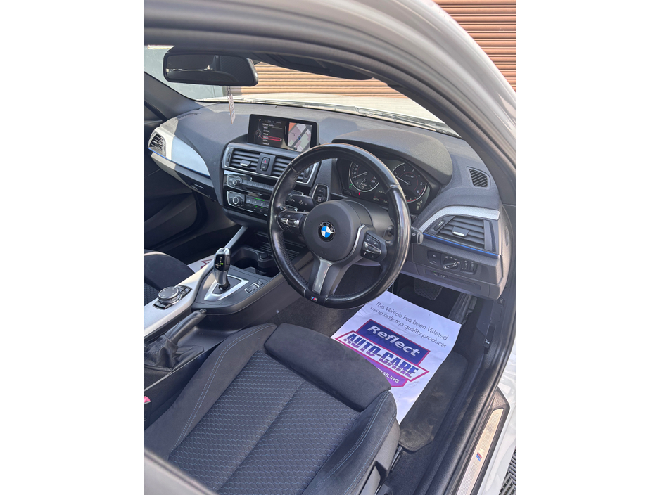 2016 BMW 1 Series - image 9