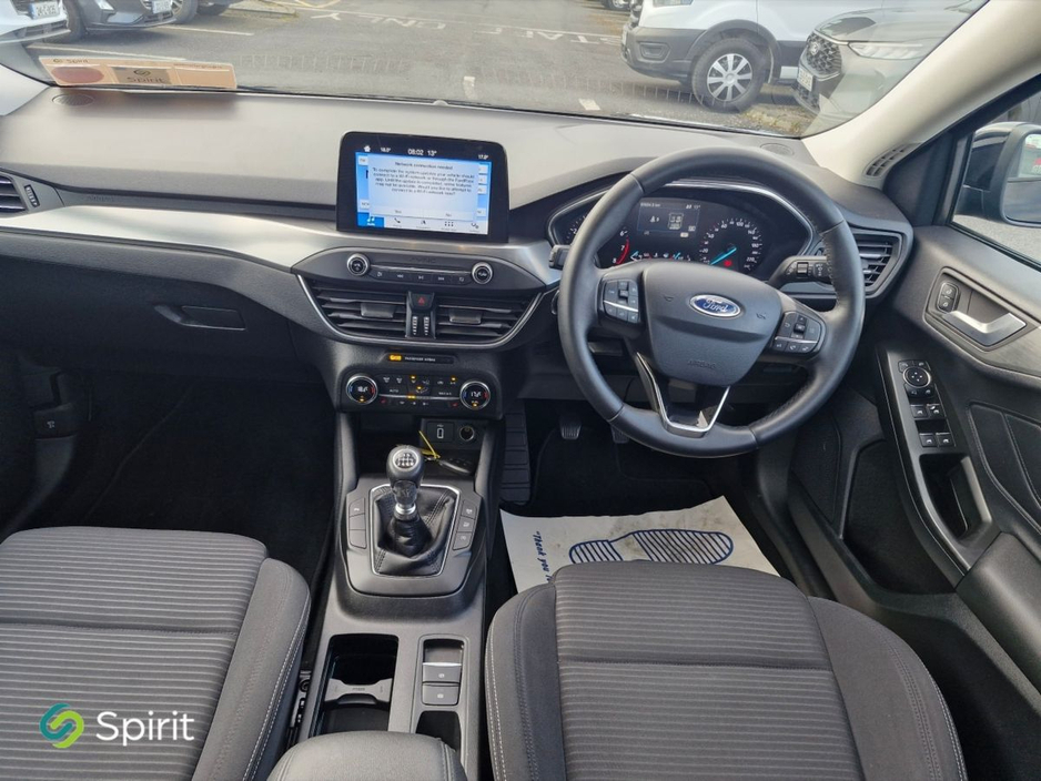 2019 Ford Focus - image 4