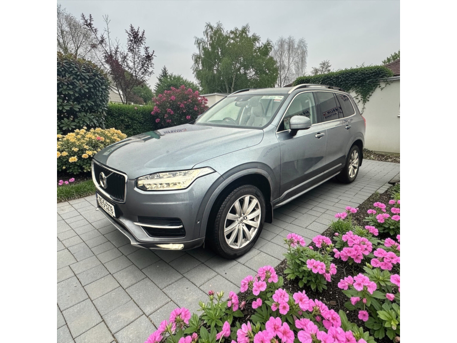 2018 Volvo XC90 - image 10