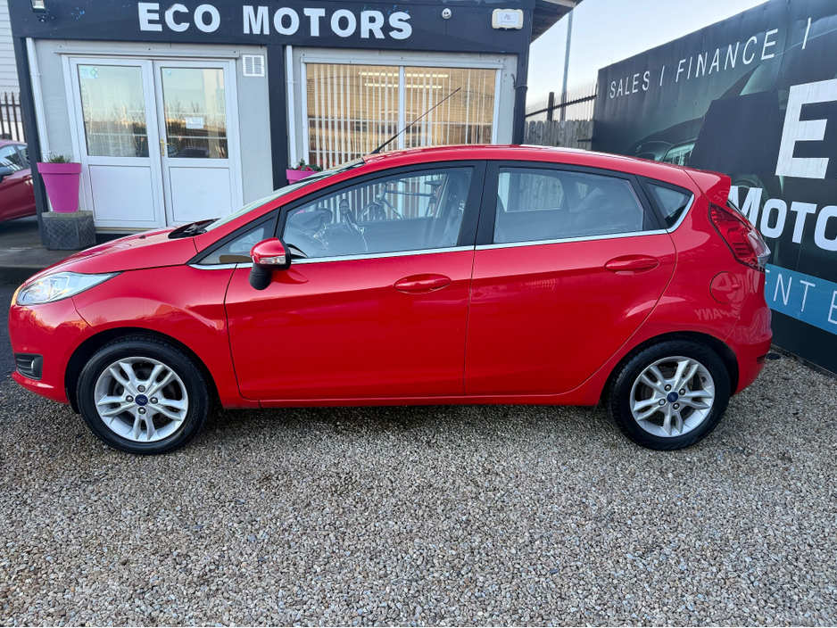 2014 Ford Fiesta ZETEC - 1.2 - LOW INSURANCE - LOW ROAD TAX - IDEAL STARTER/LEARNER CAR OR FAMILY CAR €8,495