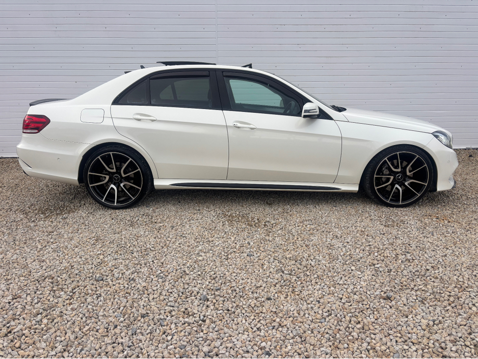 2015 Mercedes-Benz E Class - image 4