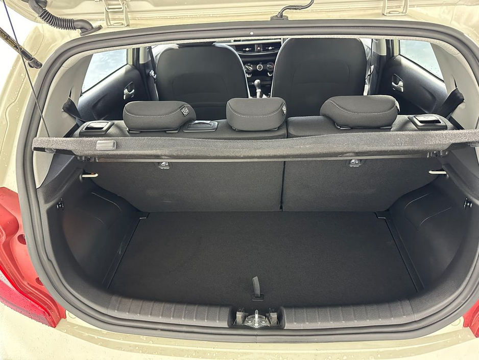 2024 Kia Picanto - image 20