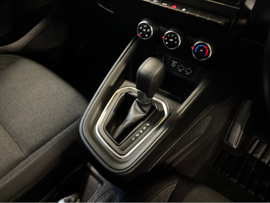 2023 Renault Clio EQUILIBRE TCE 90 CVT DFUL DFULL MY2 Finance Available own this car from €79 per week €18,499