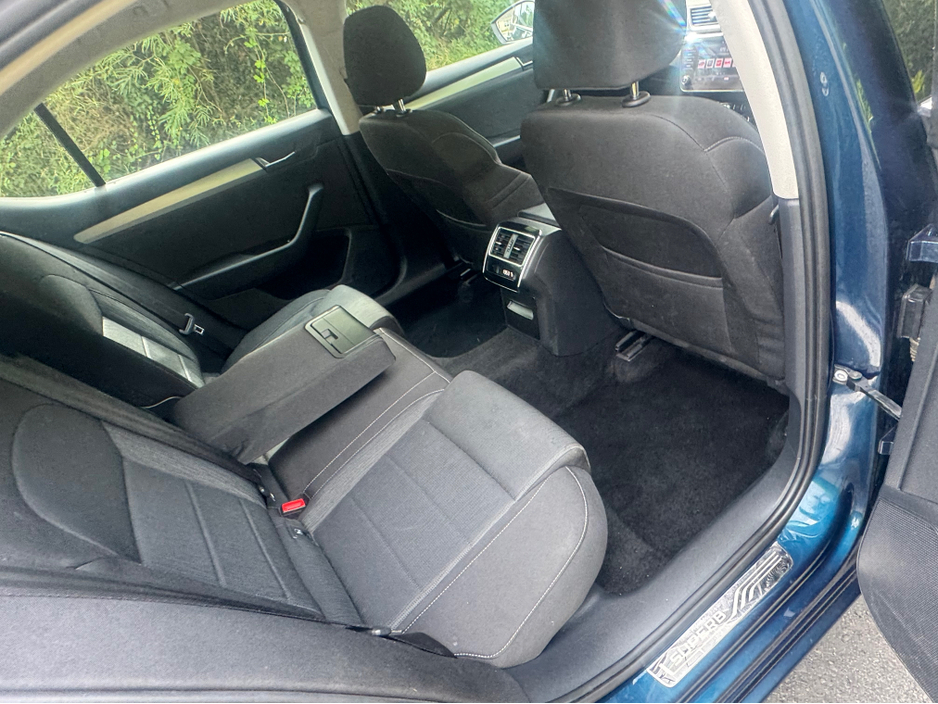 2019 Skoda Superb AMBITION 2.0 TDI 150HP 4DR €13,899