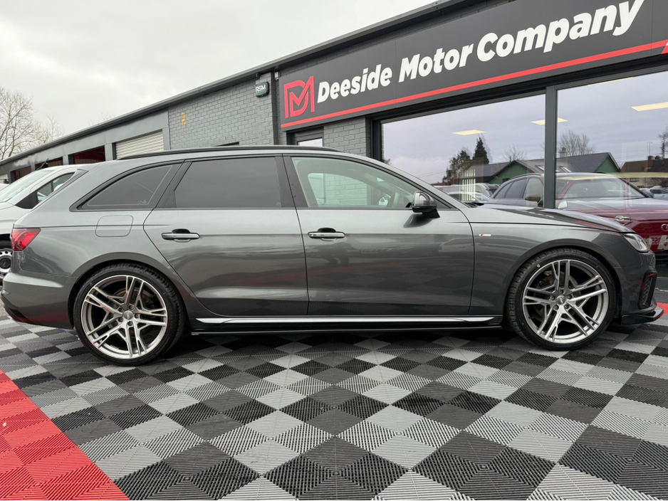 2022 Audi A4 - image 9