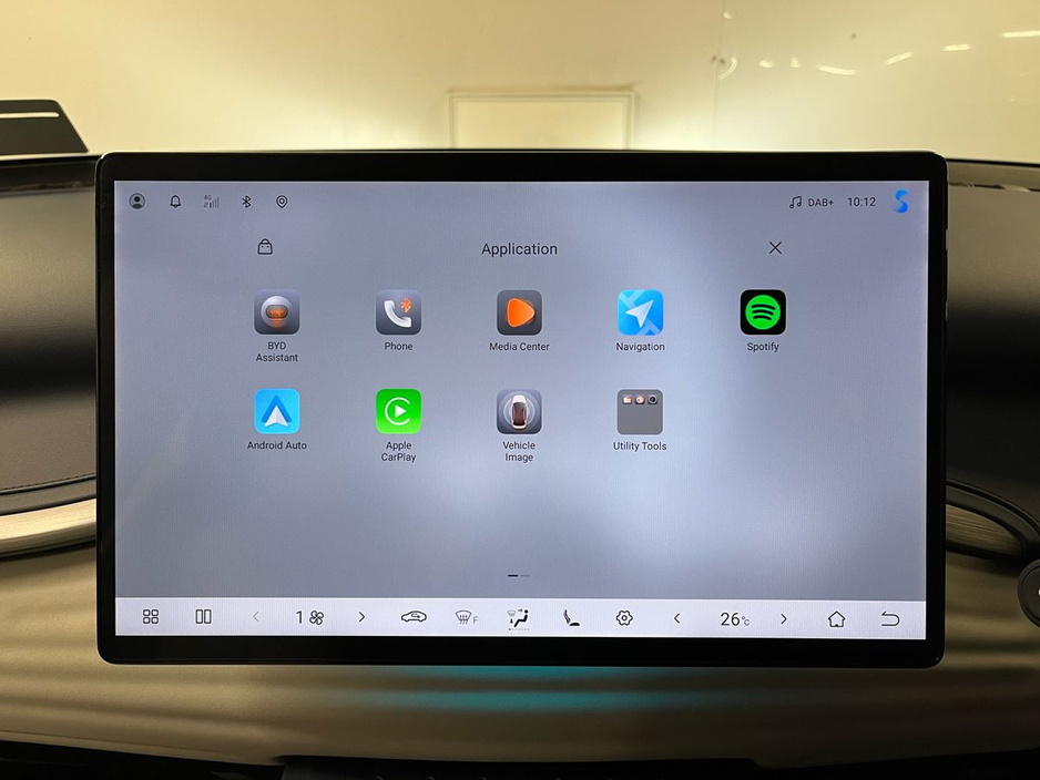 2024 BYD ATTO 3 - image 16