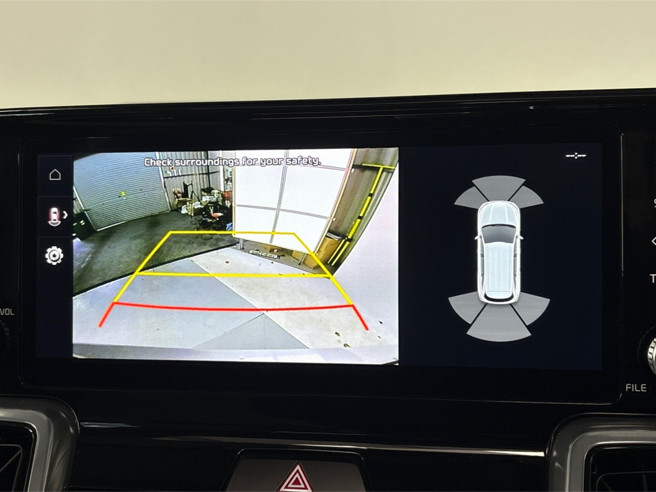 2023 Kia Sorento - image 19