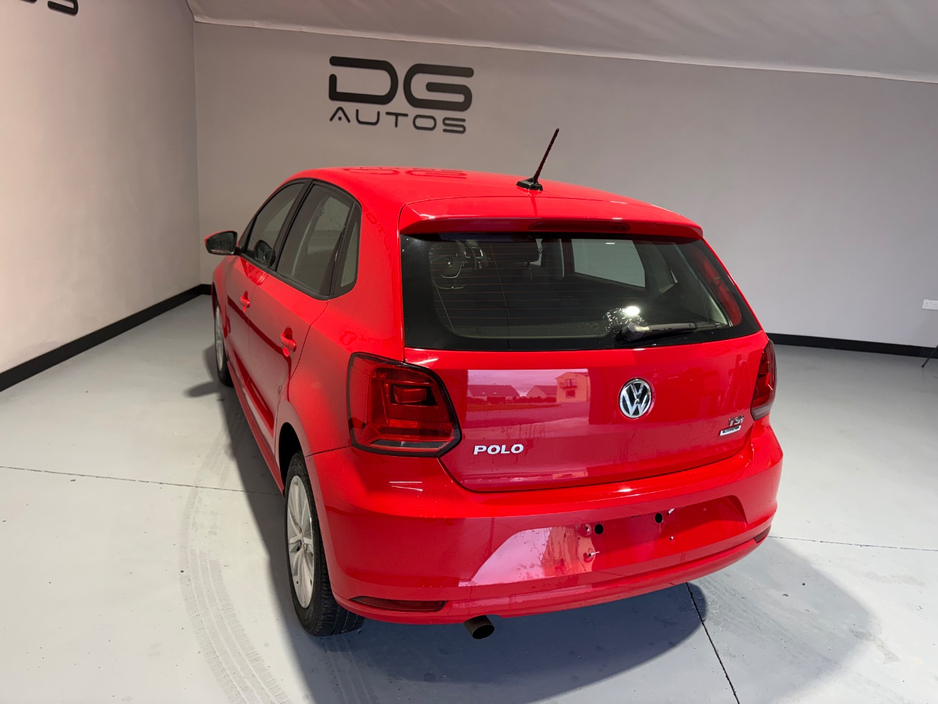 2016 Volkswagen Polo - image 10