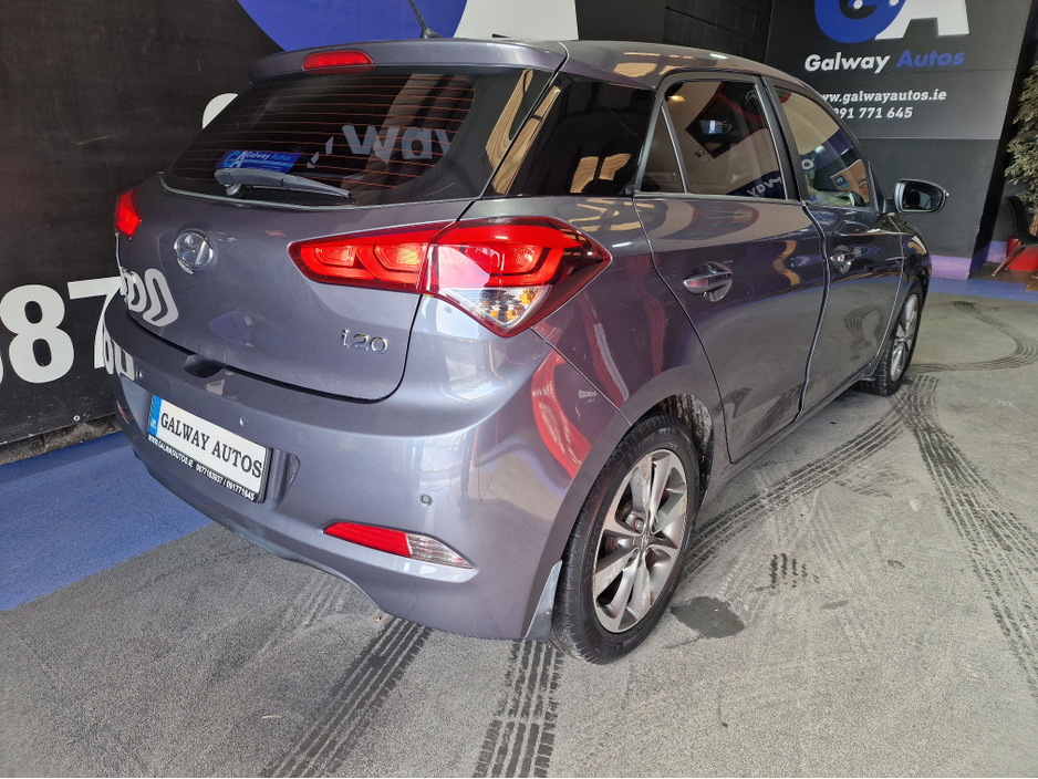 2015 Hyundai i20 - image 9