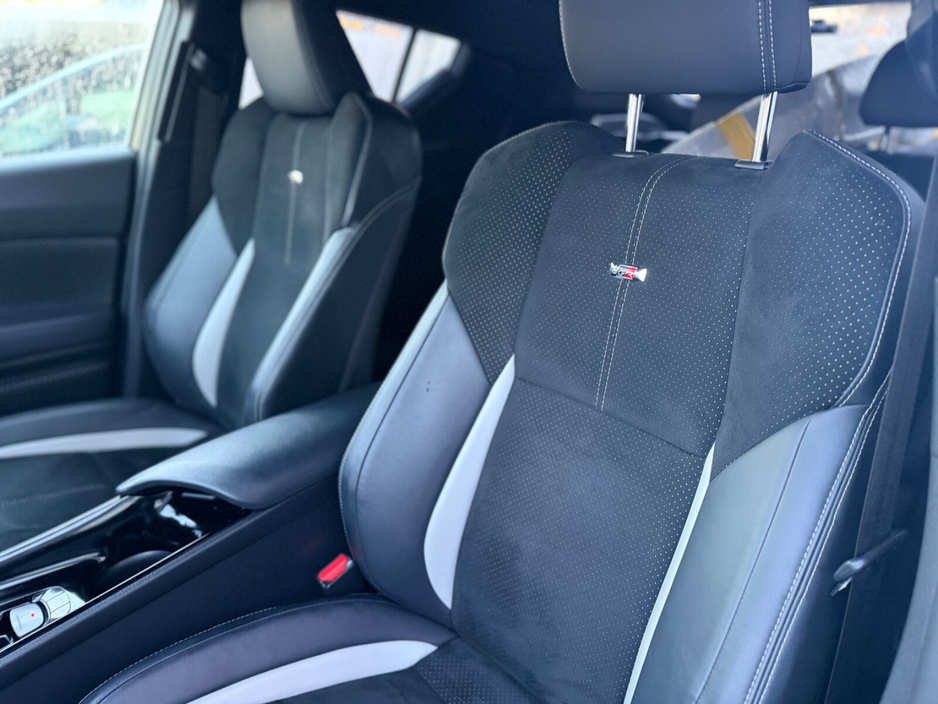 2023 Toyota C-HR 1.8 HYBRID LUNA €31,999