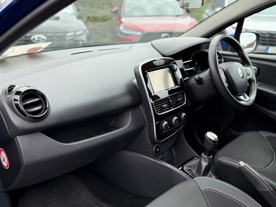 2018 Renault Clio - image 26