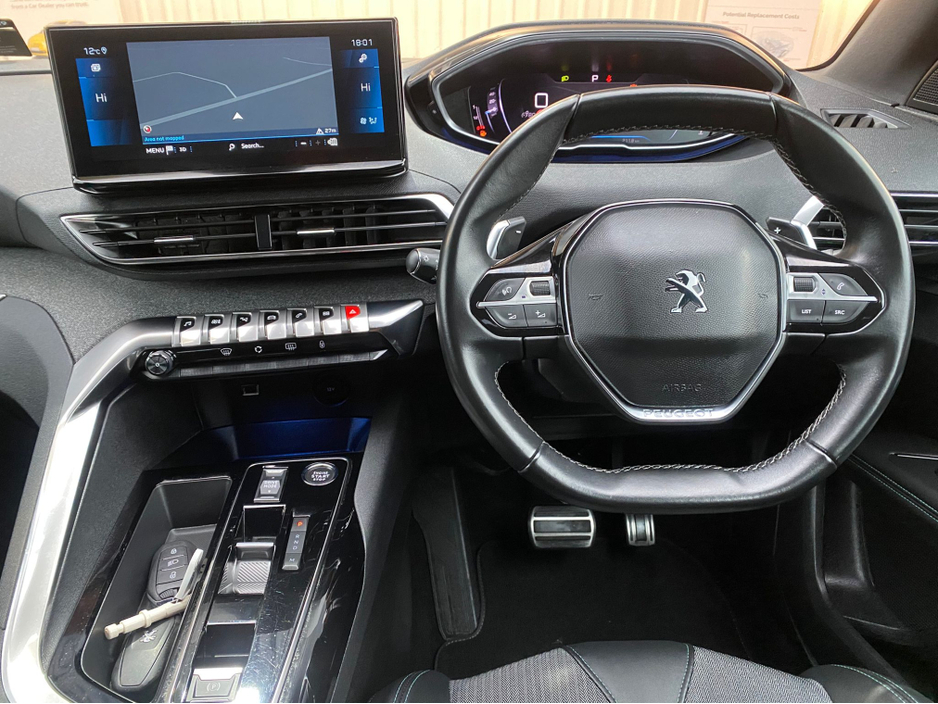 2023 Peugeot 3008 - image 13