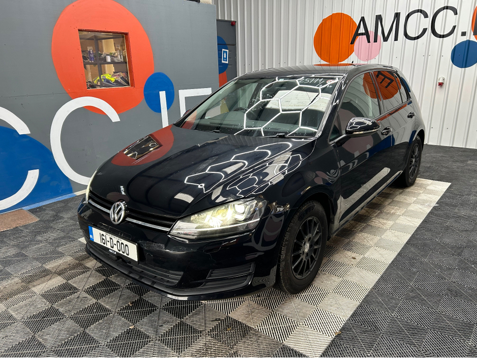 2016 Volkswagen Golf - image 4