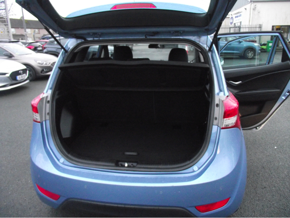 2013 Hyundai ix20 1.6 ACTIVE 5DR AUTO 125 PS