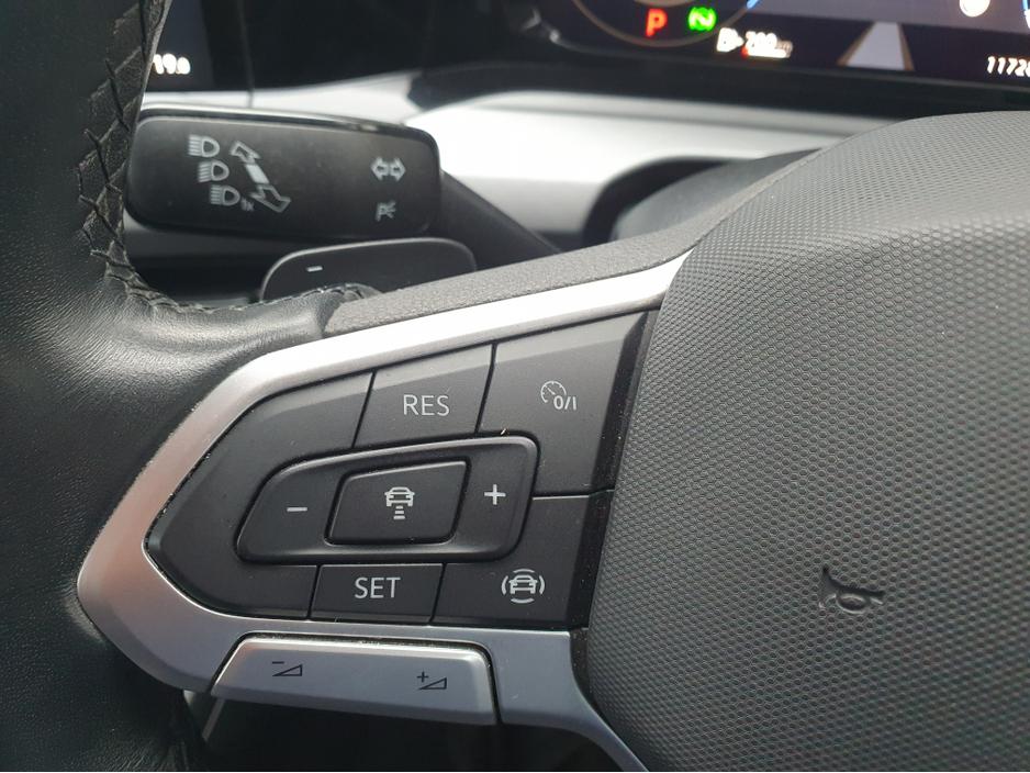 2023 Volkswagen Golf 1.0 eTSI MHE MHEV 110HP €24,995