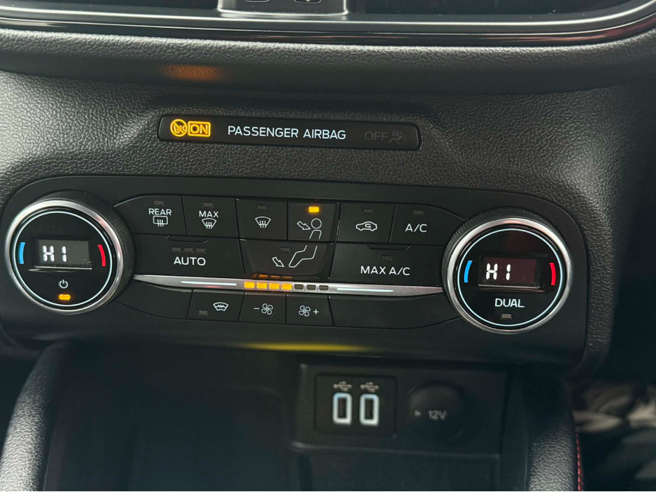 2021 Ford Kuga - image 15