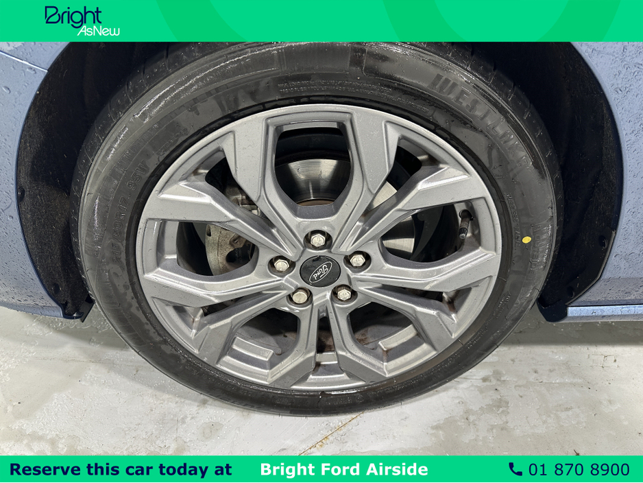 2023 Ford Focus - image 12