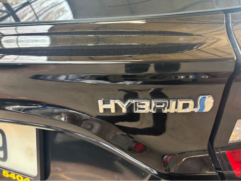 2021 Toyota Yaris - image 4