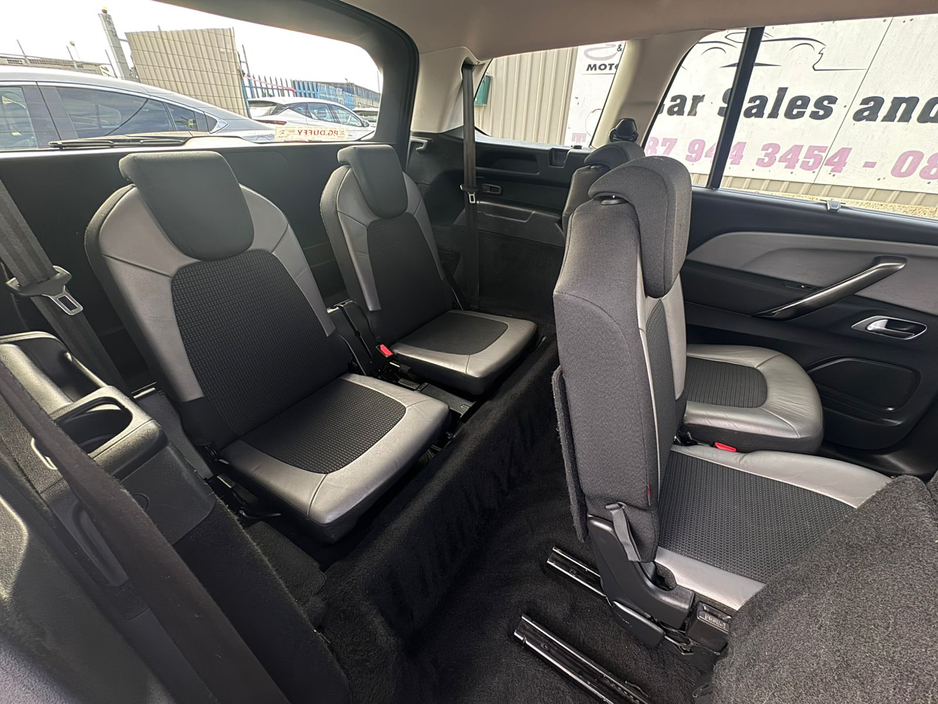 2018 Citroen Grand C4 Picasso - image 12