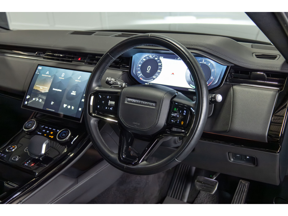2023 Land Rover Range Rover Sport - image 9