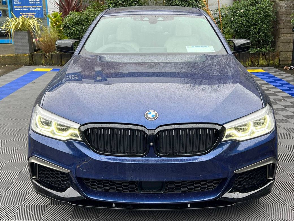 2019 BMW 5 Series 523d M-SPORT COMPETITION 2.0 D * HUGE SPEC * // OPENING SUNROOF // LEATHER M-SPORT INTERIOR // HARMAN/KARDON €32,955