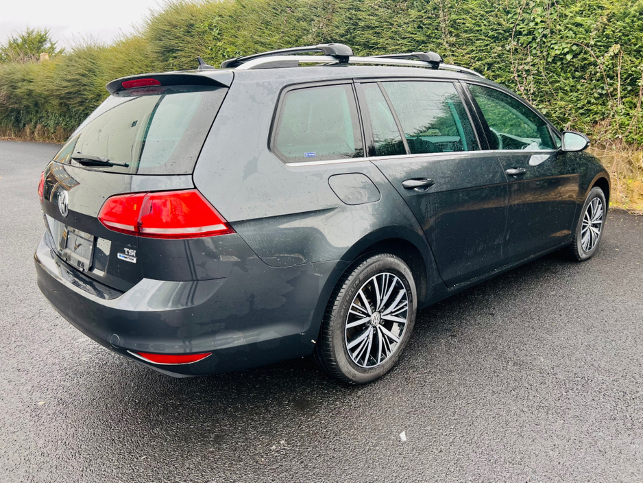 2016 Volkswagen Golf LOUNGE MODEL // 1.2 PETROL // AUTOMATIC €14,950